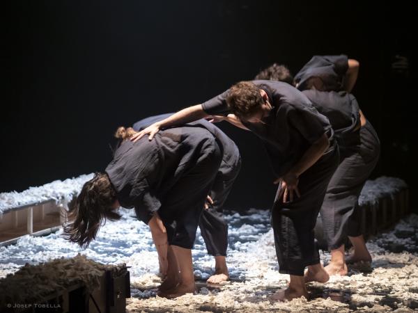 ROJOS, by MIQUEL BARCELONA, 220120